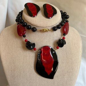 Vintage 80s Retro Abstract Red Enamel Black Lucite Bead Necklace Earrings Set